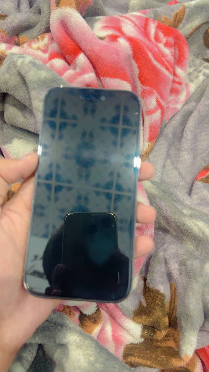 Apple iPhone 14 Pro 4