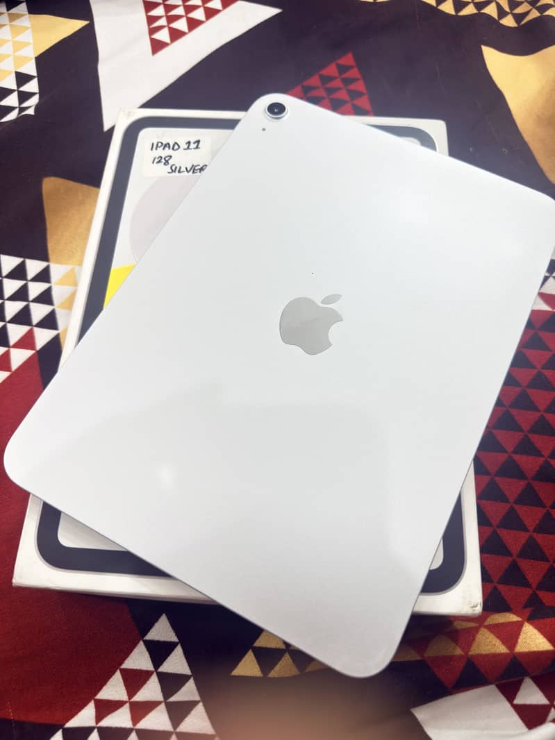 iPad 11 generation A16 0