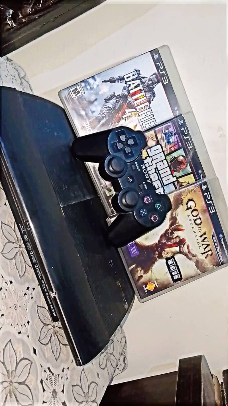 PS3 Super slim 6