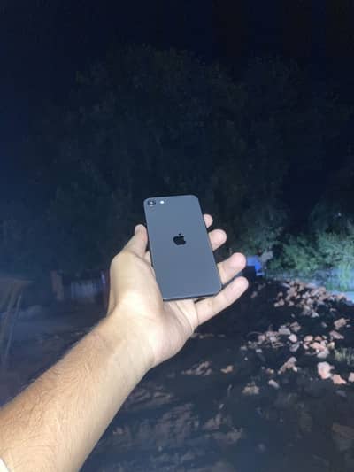 Apple iPhone SE
