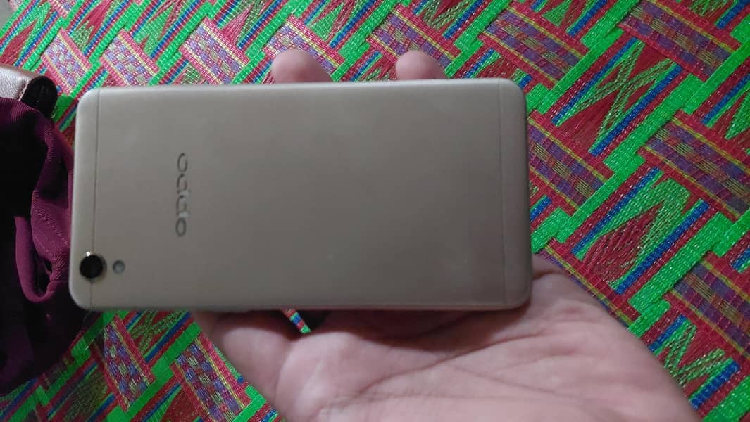 OPPO A36 4