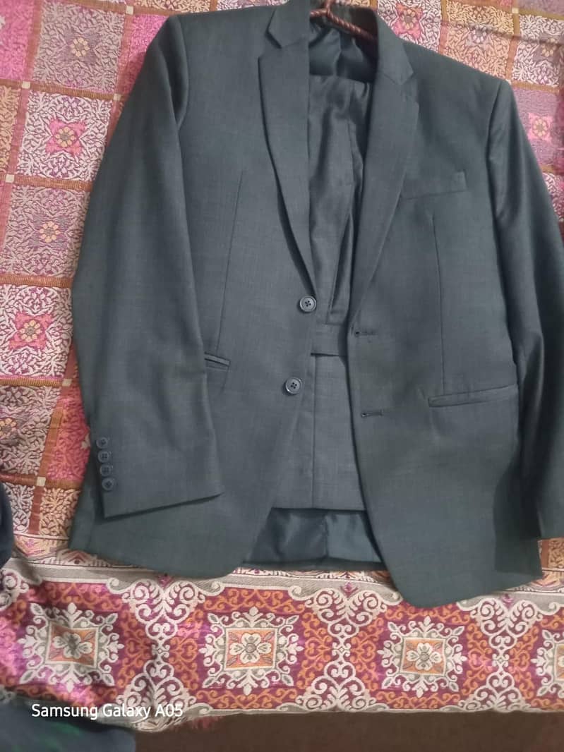 pent coat 0