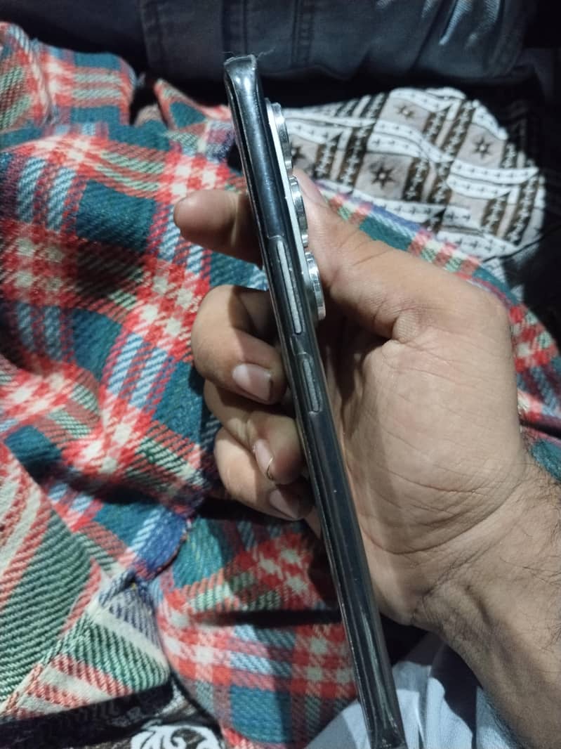 camon 50 pro 2