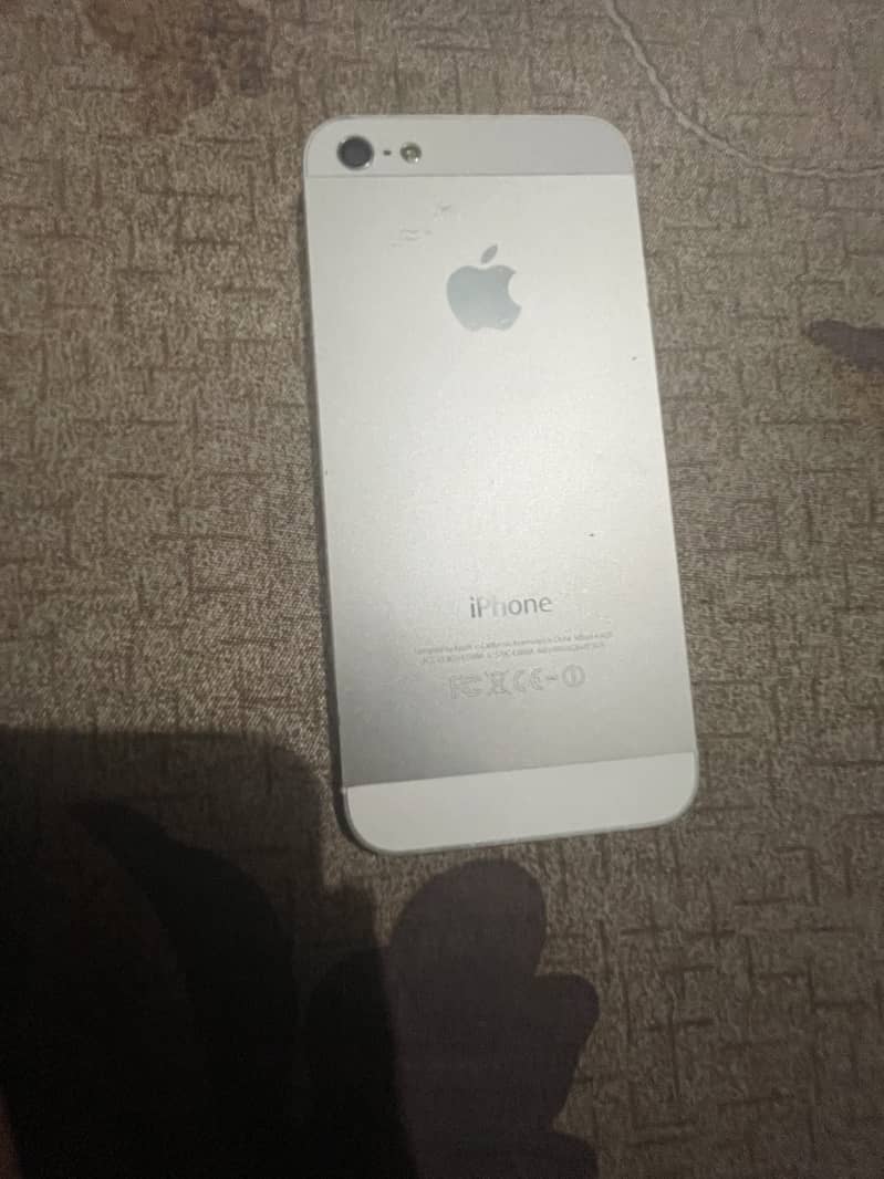 Apple iPhone 5 0