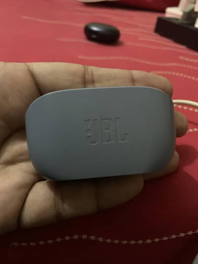 JBL wave 200 tws