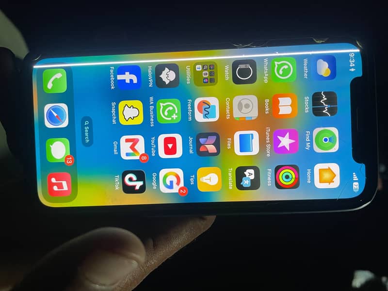 iPhone XS 3
