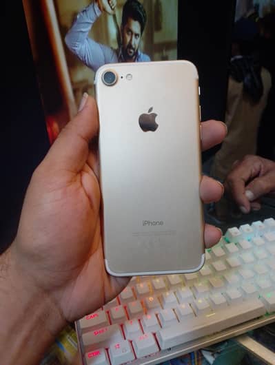 Apple iPhone 7