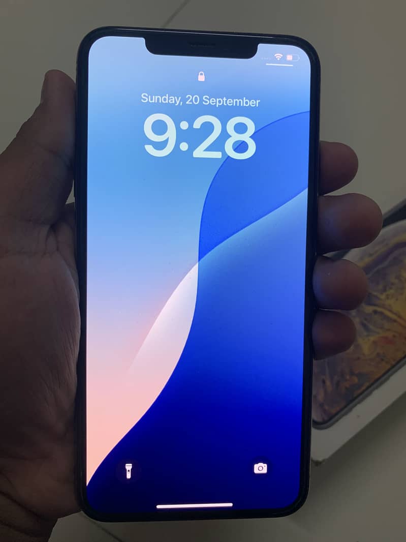 iPhone Xs max 7