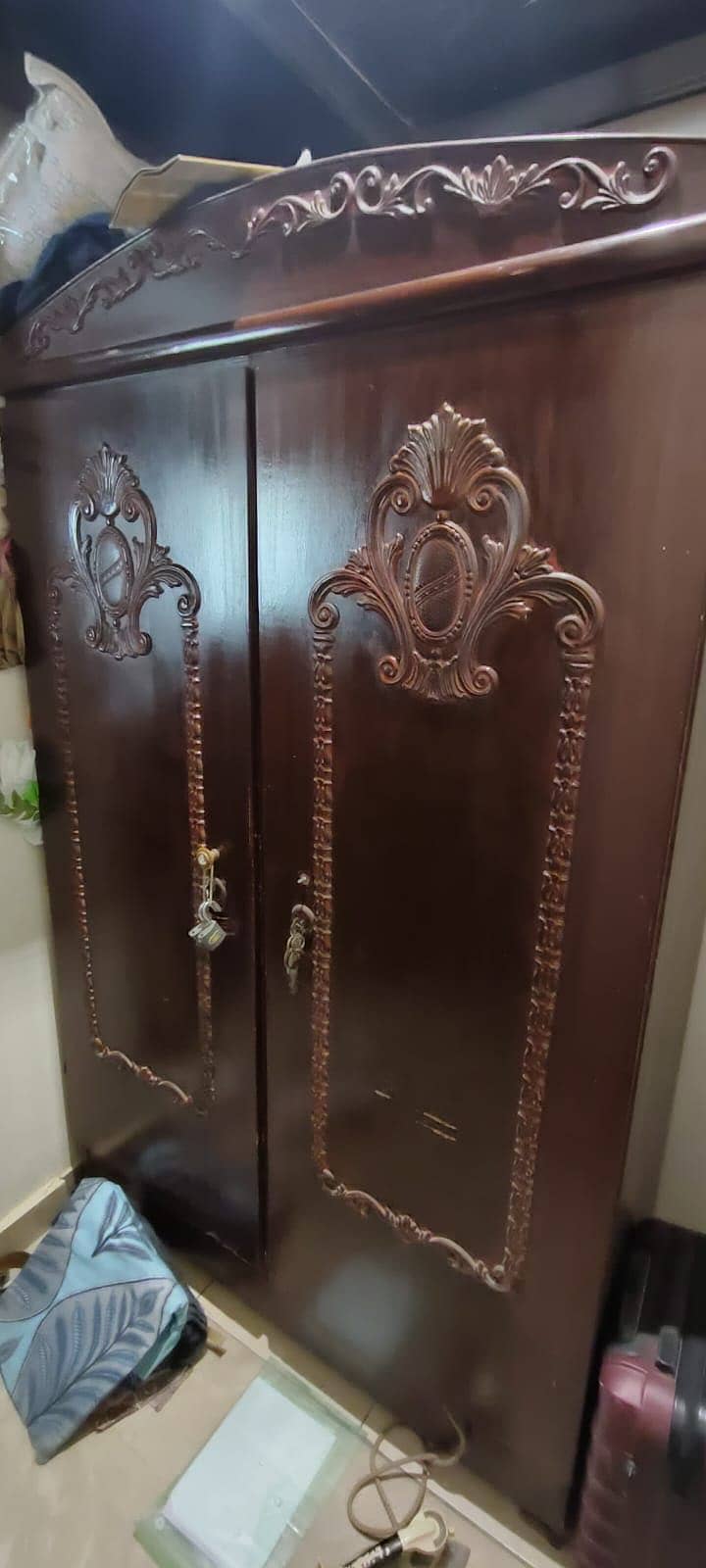 Solid Wood cupboard 0