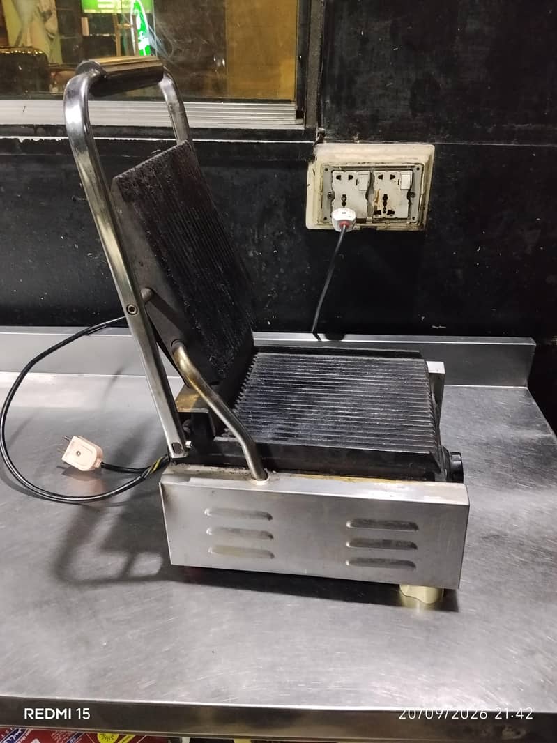 panini machine 3