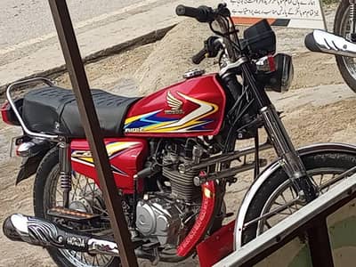 125 for sale 19 model lush condition