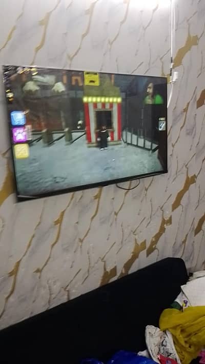 almost brand new led 32inches