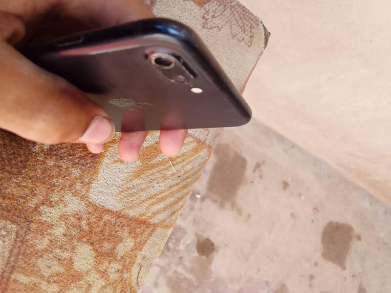 Apple iPhone 7 Plus 4