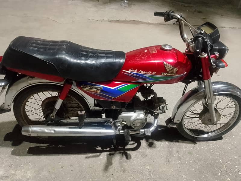 CD 70 2013 model 1