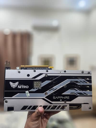 SAPPHIRE NITRO RX 580 FOR SALE(NO DISPLAY OUTPUT)