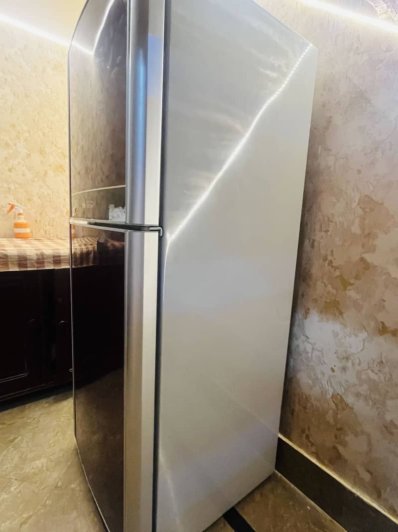 Medium size  fridge 2