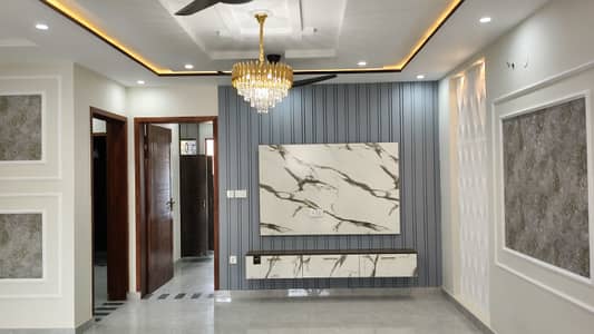 10 MARLA BRAND NEW HOUSE FOR SALE IN IEP TOWN