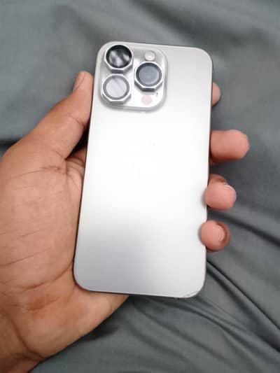 Apple iPhone 15 Pro