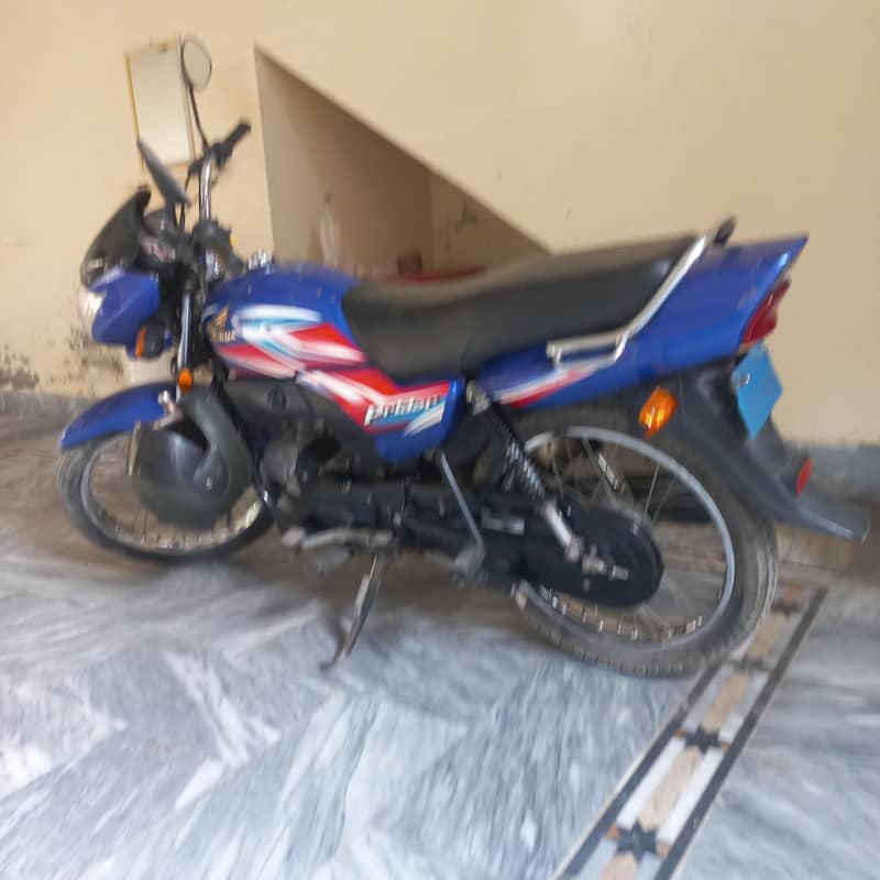 بہت اچھی  کنڈیشن ہے 0