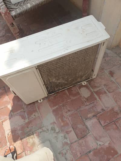 1.5 ton non inverter with double condenser