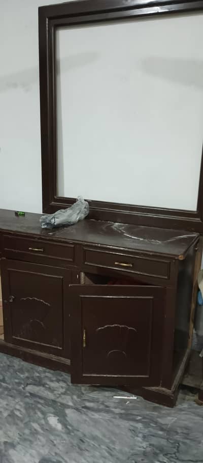 Dressing table for sale