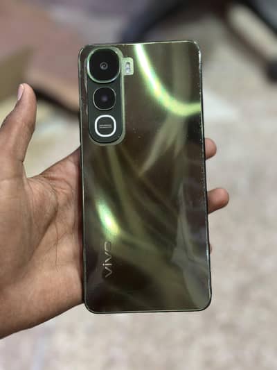 Vivo Y400