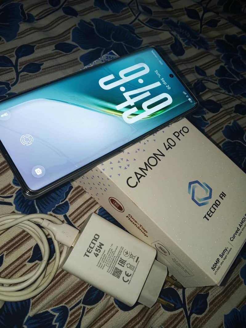 Tecno CAMON 40 Pro 2