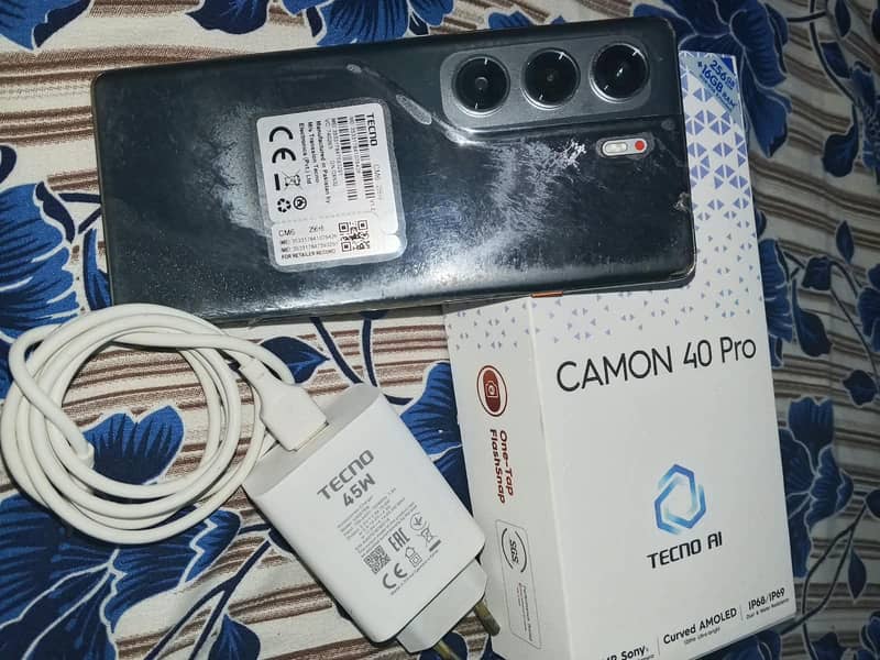 Tecno CAMON 40 Pro 3