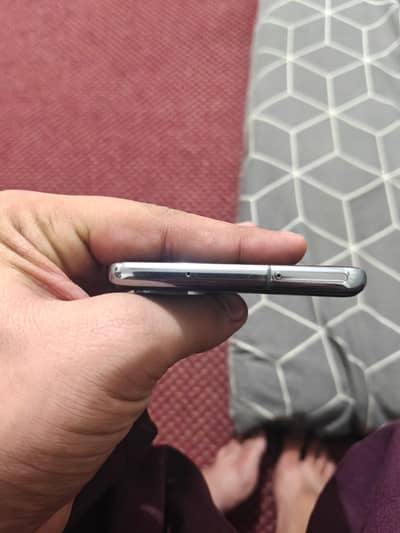 Samsung Mobile S20 Plus