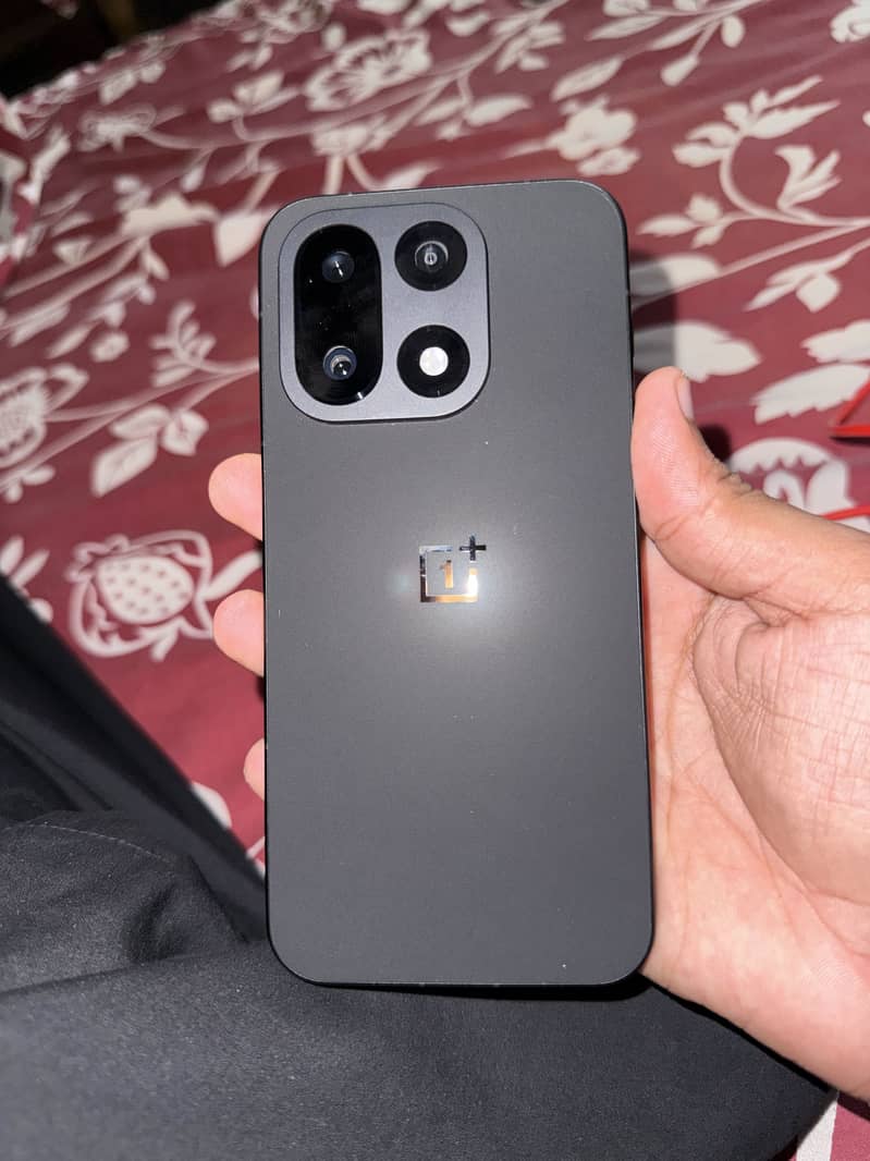 One Plus 15 1