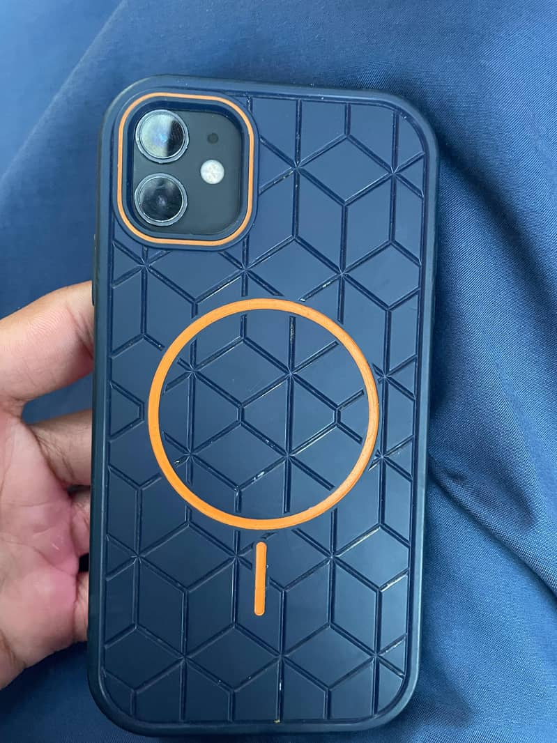 Apple iPhone 11 0