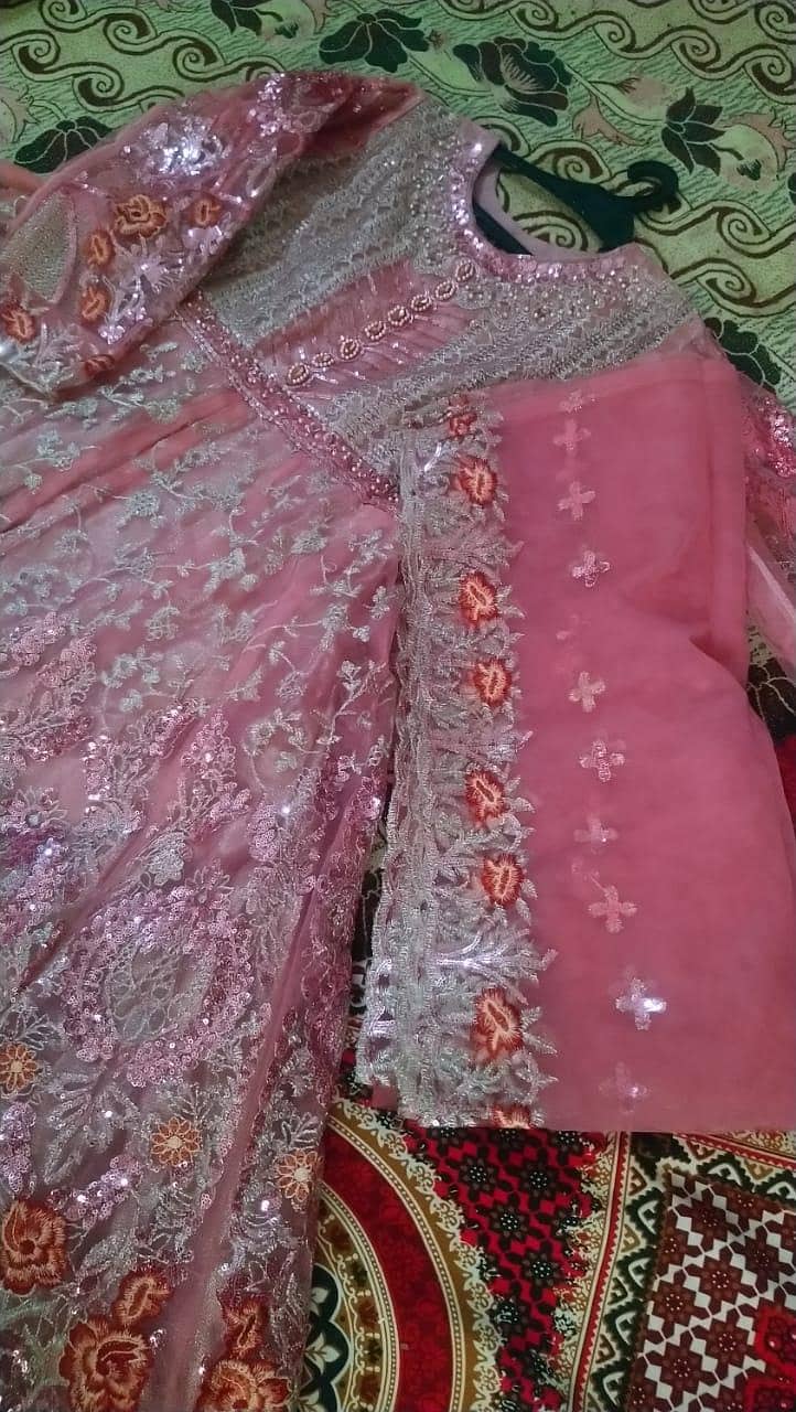 نیو کنڈیشن فراک 5