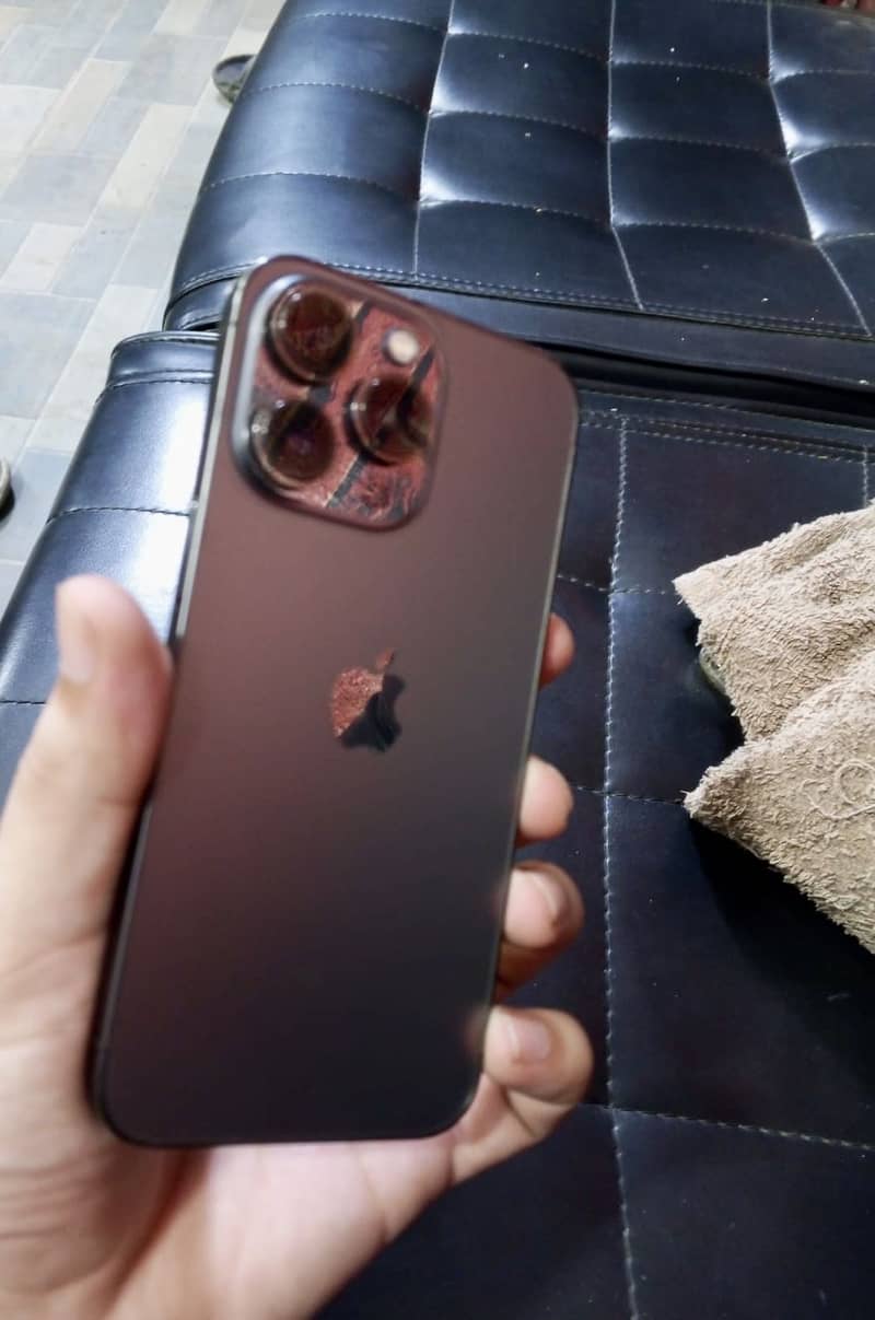 Apple iPhone 13 Pro 4