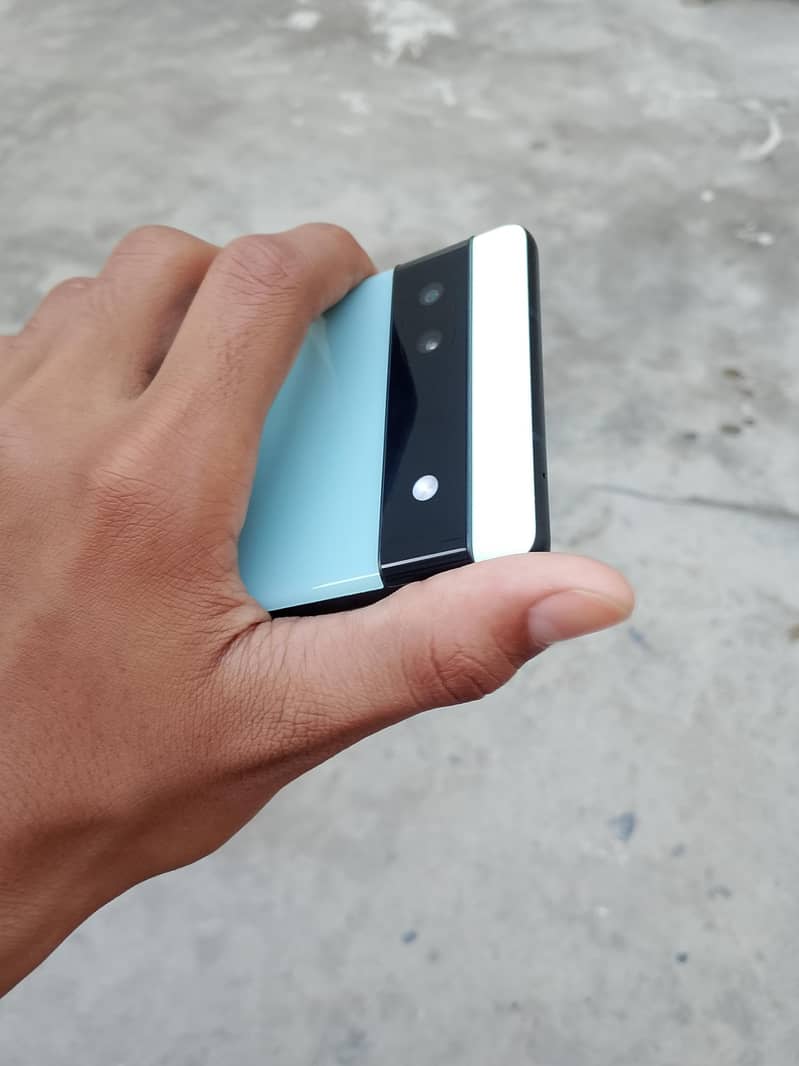 Google Pixel 6a 0