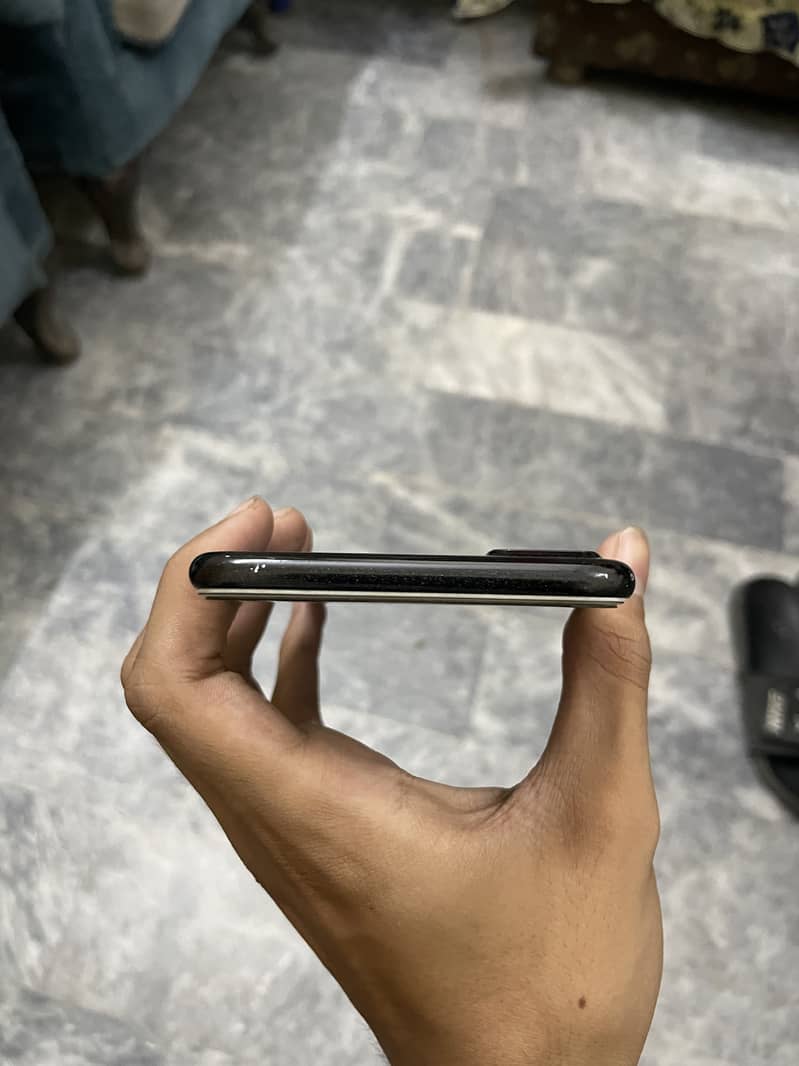 Apple iPhone 7 Plus 6
