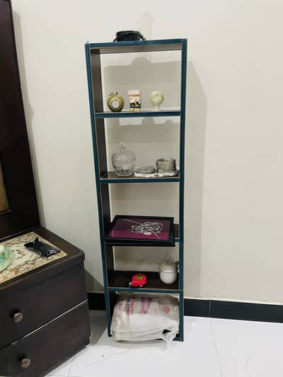 Stylish Wooden Display Shelf / Rack