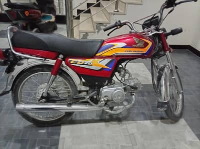 10 by 10 Honda 70 good condition 2025 model smooth drive