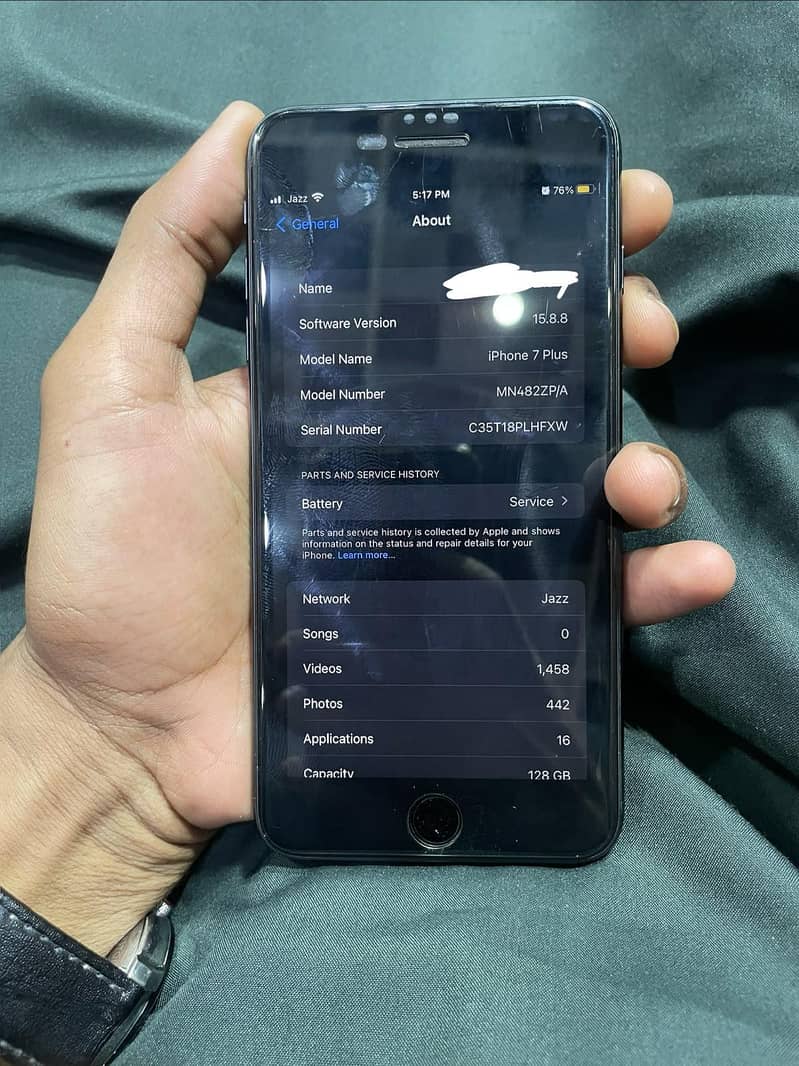 Apple iPhone 7 Plus 4