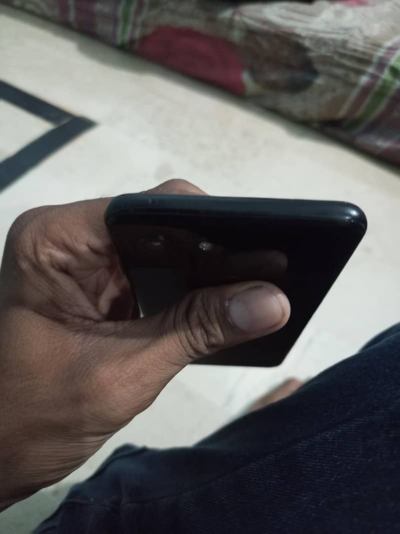 Google Pixel 3 5