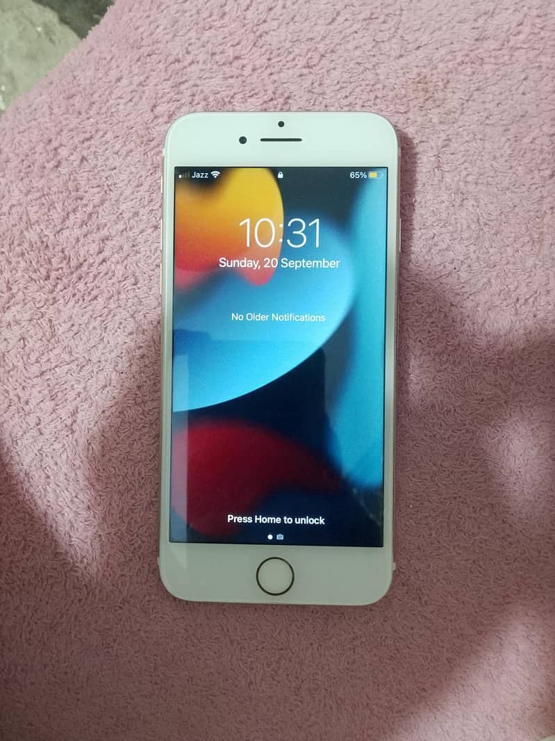 Apple iPhone 7 2