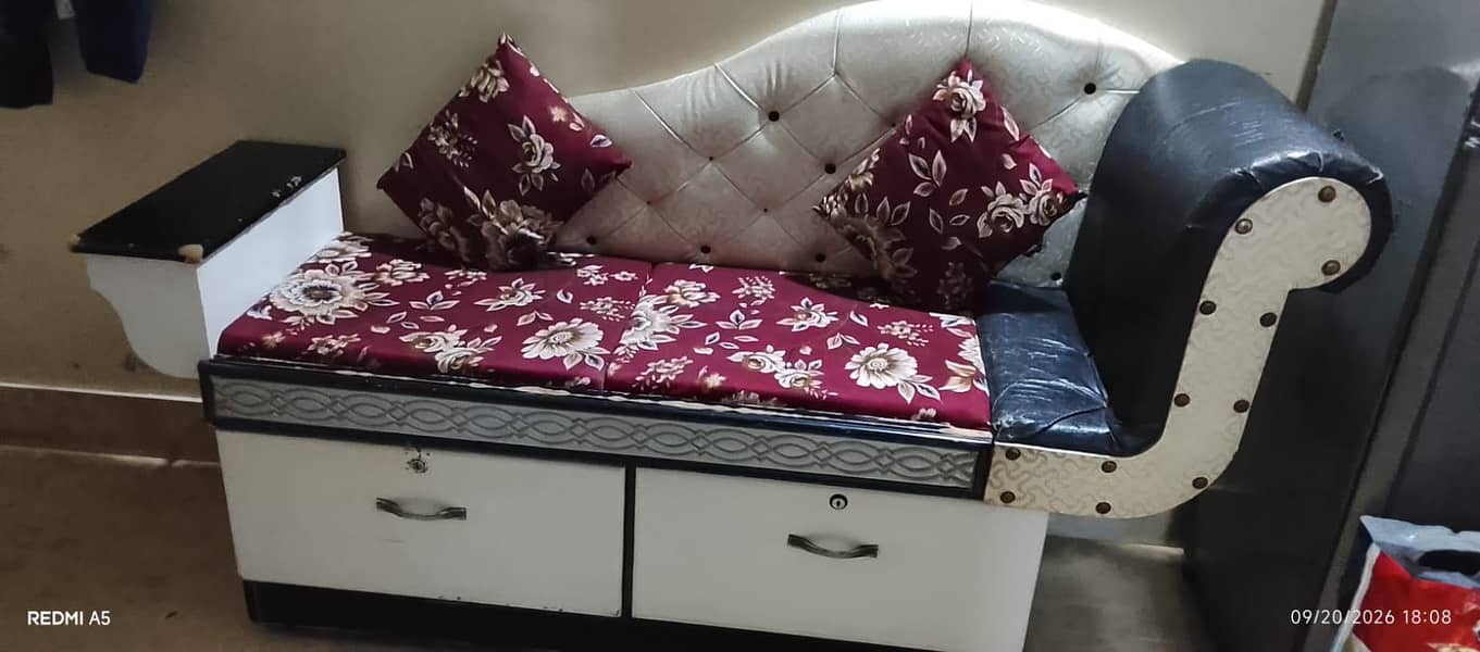 Sofa saty 2