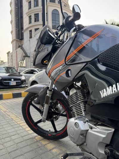Ybr 125