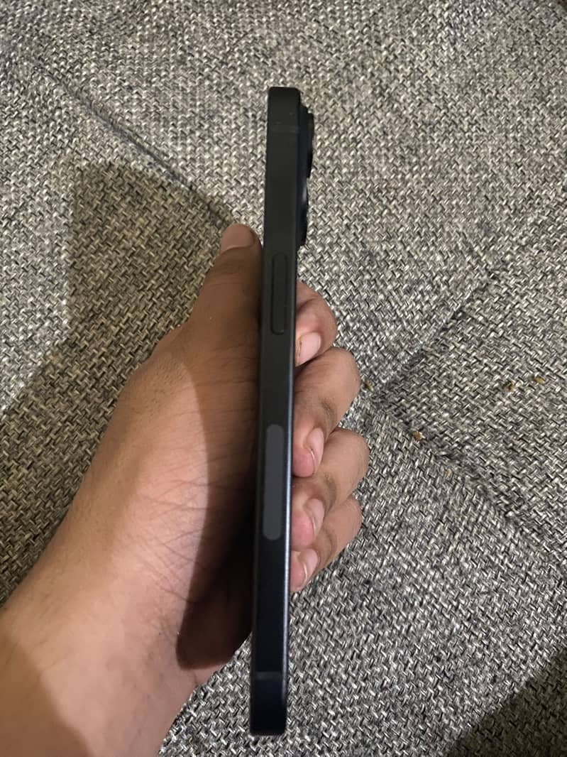 Apple iPhone 15 0