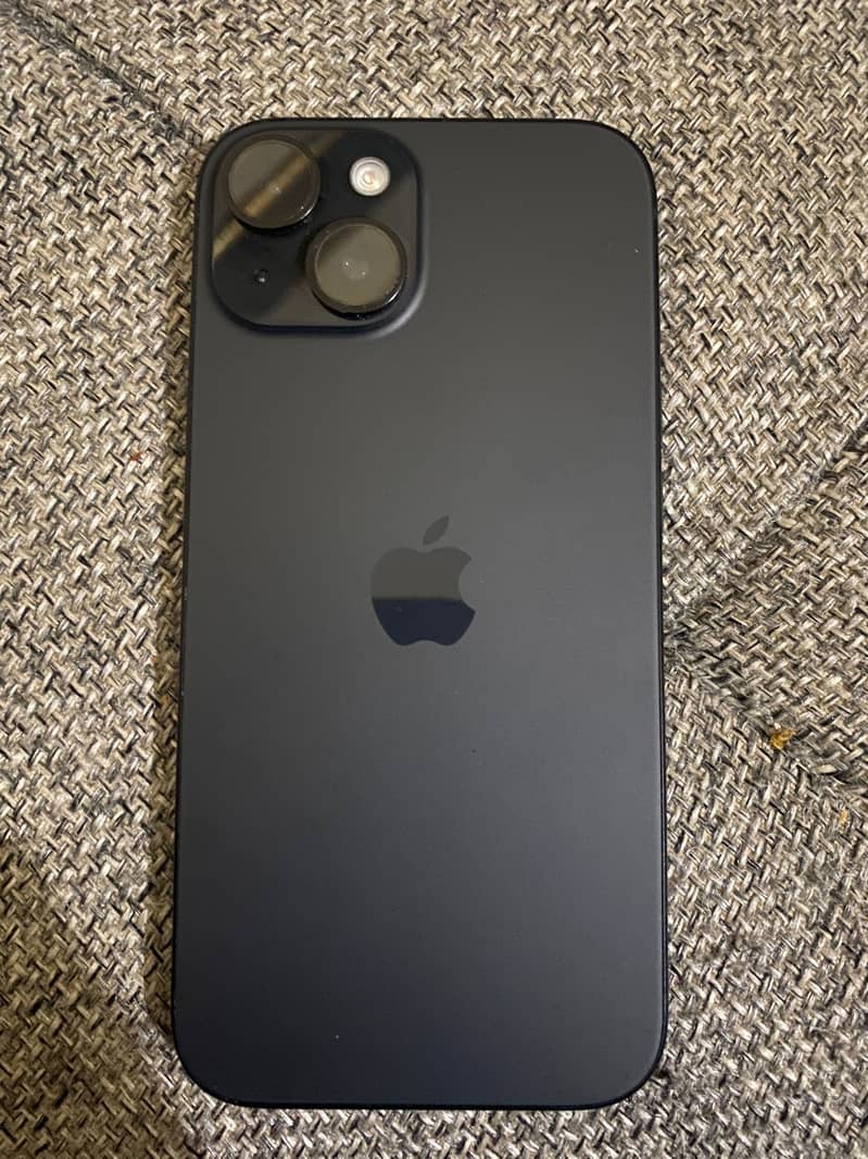 Apple iPhone 15 1