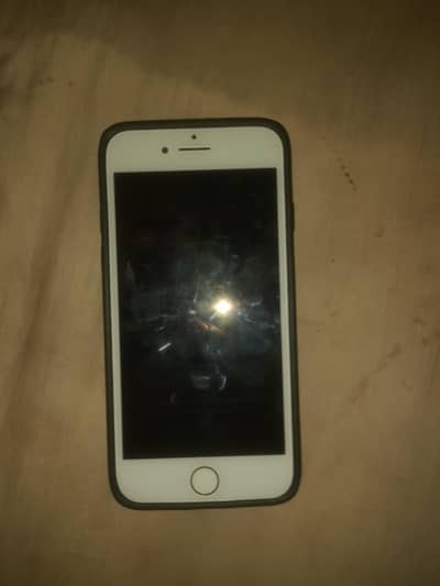 Apple iPhone 7 7000