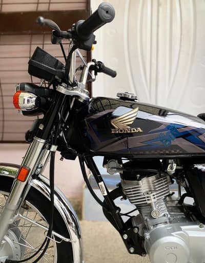 Honda CG 125 2025 Febulous Condition PREMIUM Class Honda FOR SALE