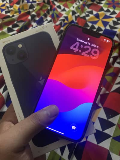 Apple iPhone 13