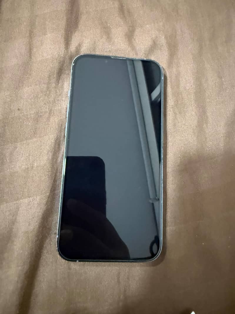 Apple iPhone 13 Pro 8