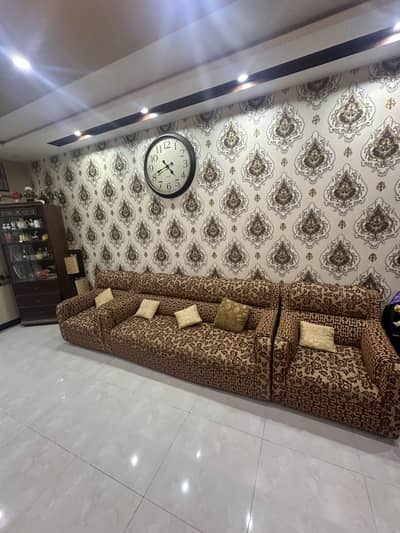 5 seater sofa A1 condition. Just buy and use…
