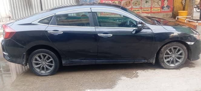 Honda Civic Oriel 2017
